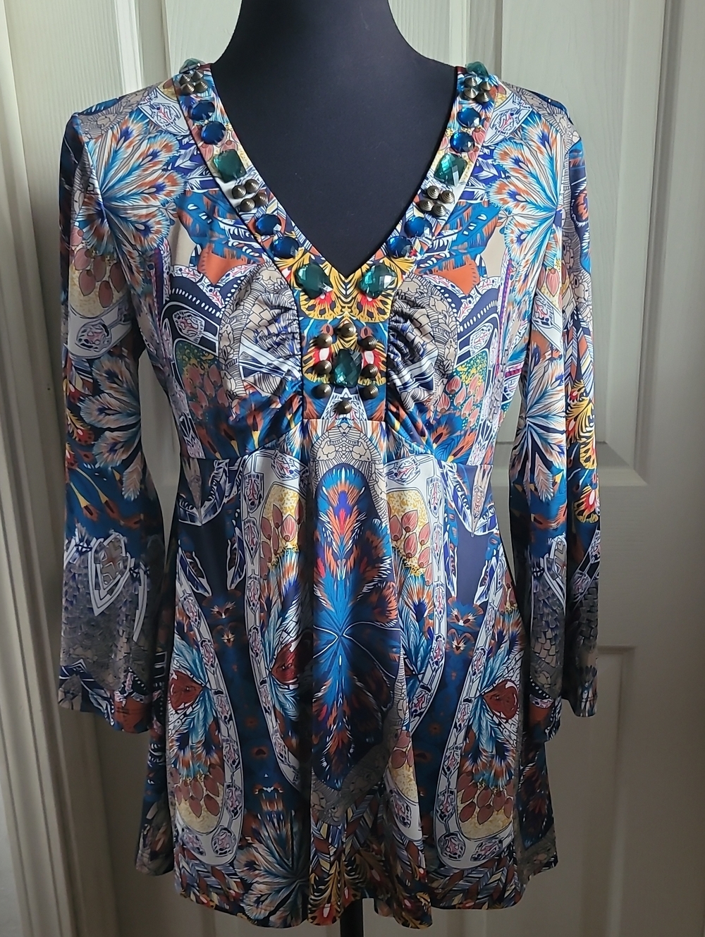 Boston Proper Blue Multicolor V-Neck Embellished Tunic SIZE S NEW
